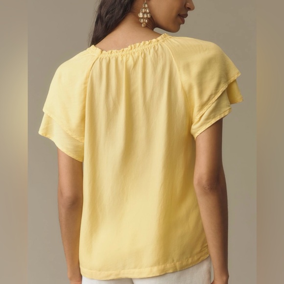 Cloth & Stone Yellow Ruffled V-Neck Top - Picture 3 of 7